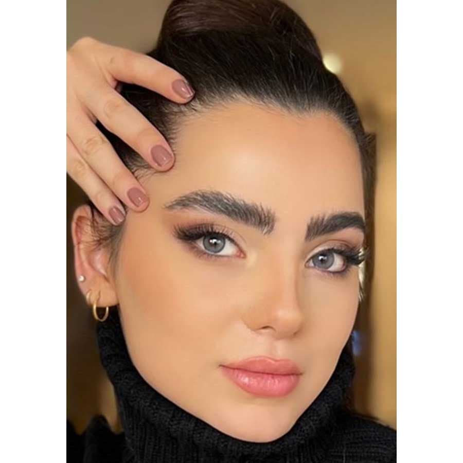 لنز طبی رنگی شیخ آیس بلو فصلی — تصویر ۵