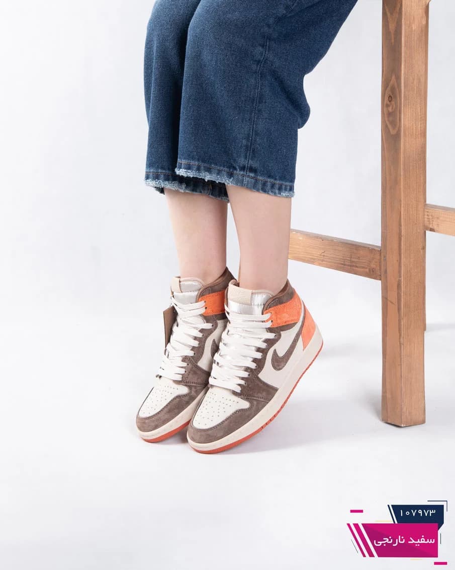 کتونی دخترونه وارداتی مستر جردن وان داست کلای NIKE 2941 — تصویر ۲