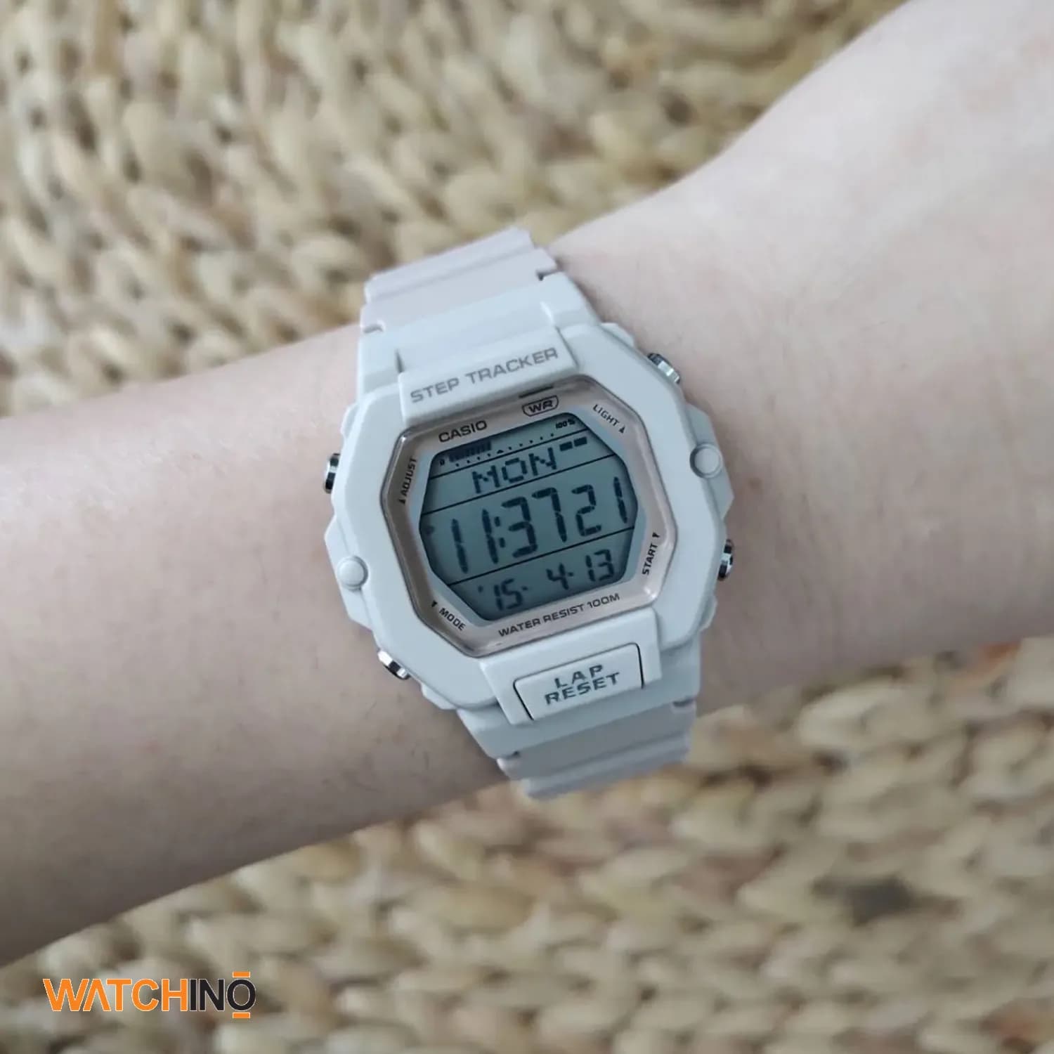 ساعت مچی دیجیتال مردانه کاسیو مدل LWS-2200H-4AVDF — تصویر ۴