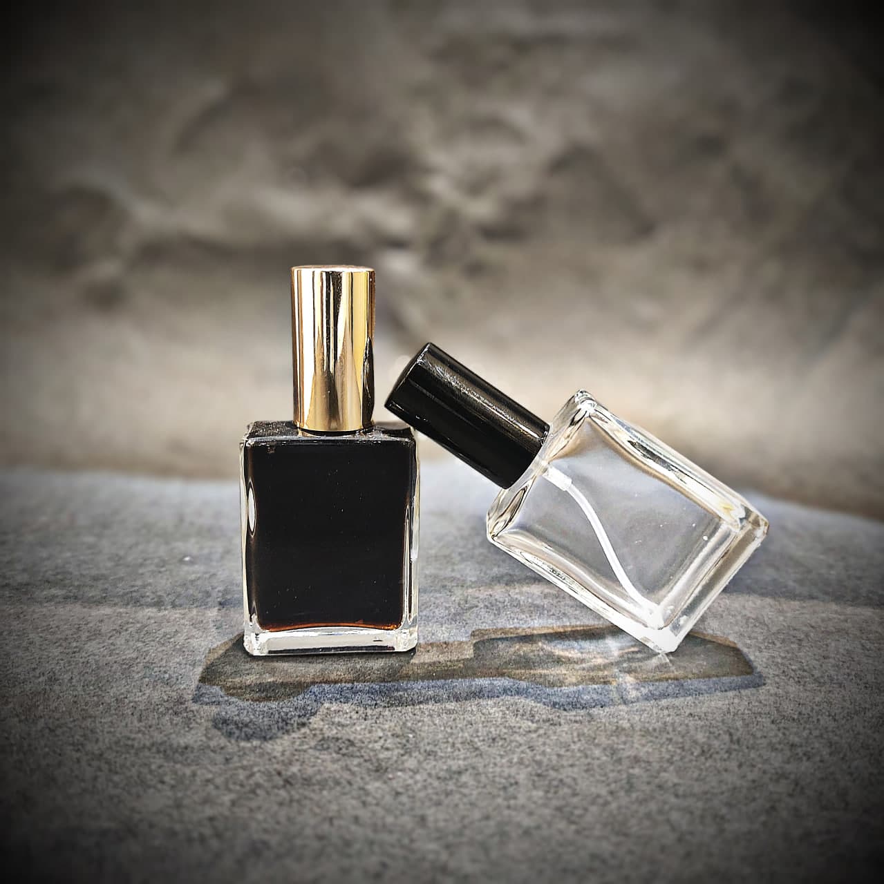 شیشه عطر همراه درب فلزی 15 میل 12 عددی