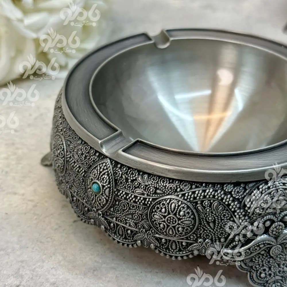 زیر سیگاری پیوتر گرد کد2262 — تصویر ۳