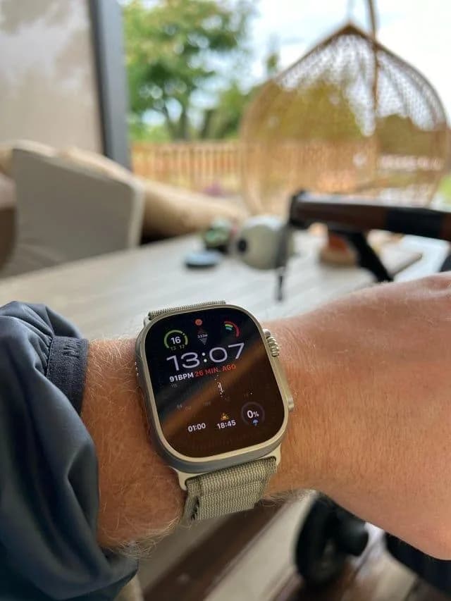 ساعت هوشمند اپل واچ مدل الترا 2 apple watch ultra2 alpine band 49mm titanium (olive) — تصویر ۴