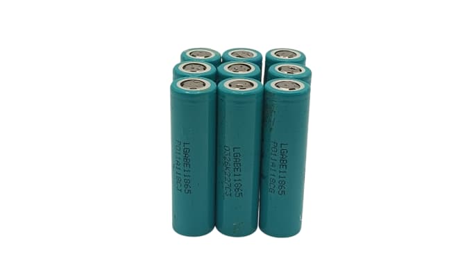 باتری لیتیوم یون مدل LG-LGABE11865-3200Mah (کارکرده در حد نو) — تصویر ۲