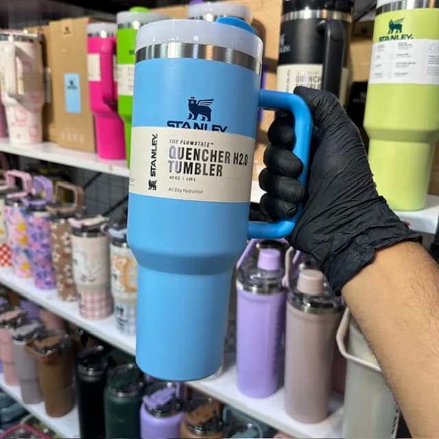 ماگ استنلی Quencher H2.O Tumbler دستهدار 1.18 لیتر — تصویر ۳