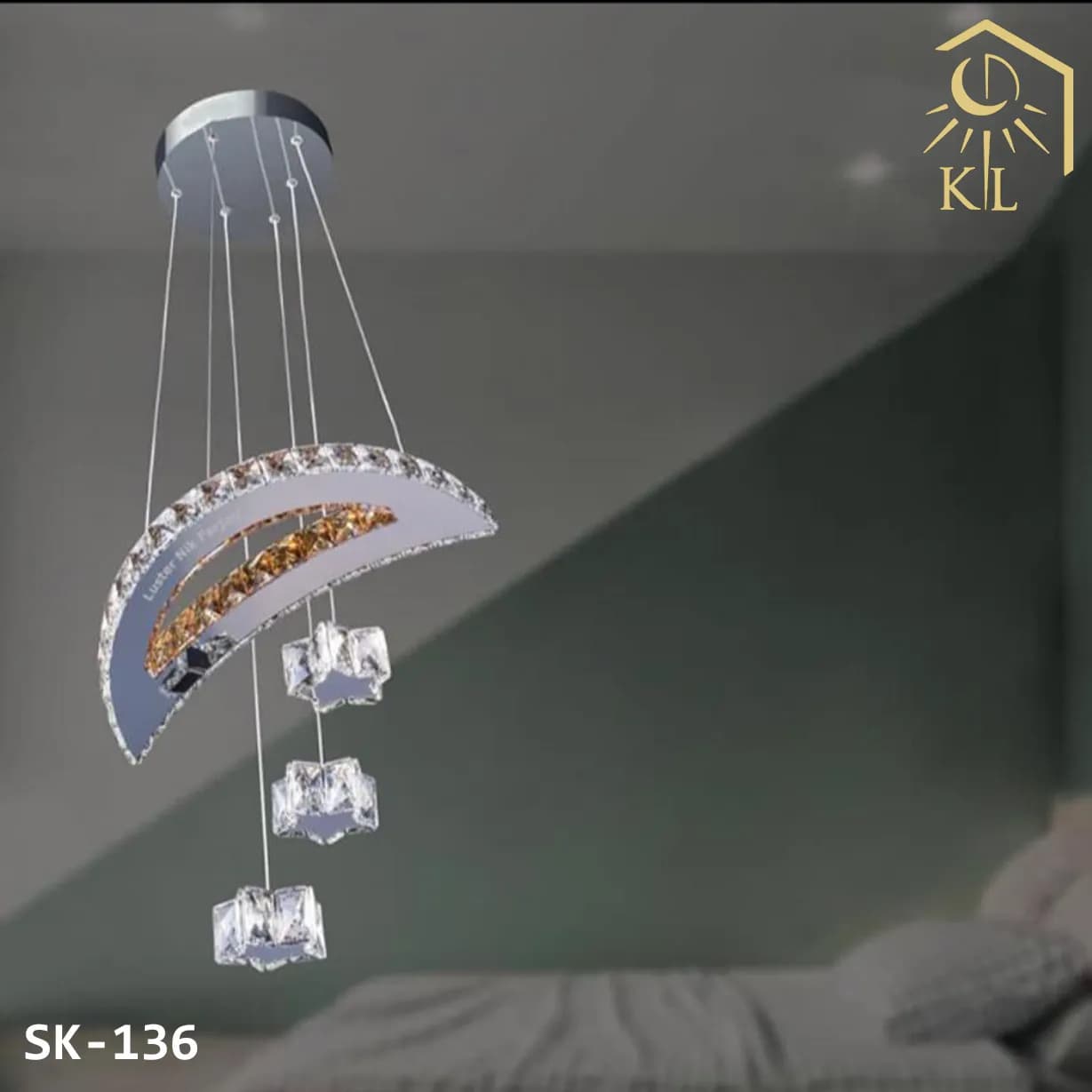 لوستر کریستالی مدرن SMD طرح ماه و ستاره