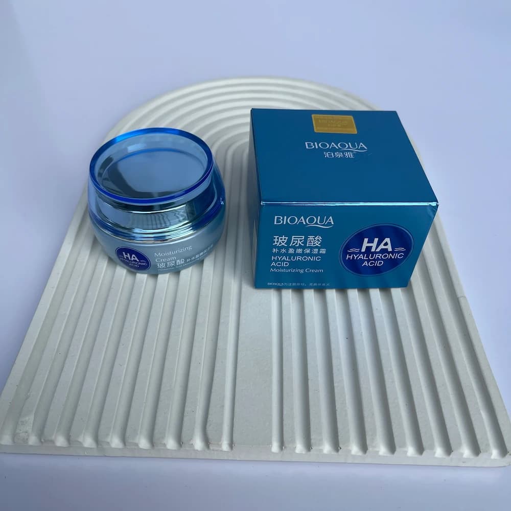 کرم آبرسان هیالورونیک اسید بیواکوا ۵۰ گرم | Bioaqua Hyaluronic Acid Moisturizing Cream 50g