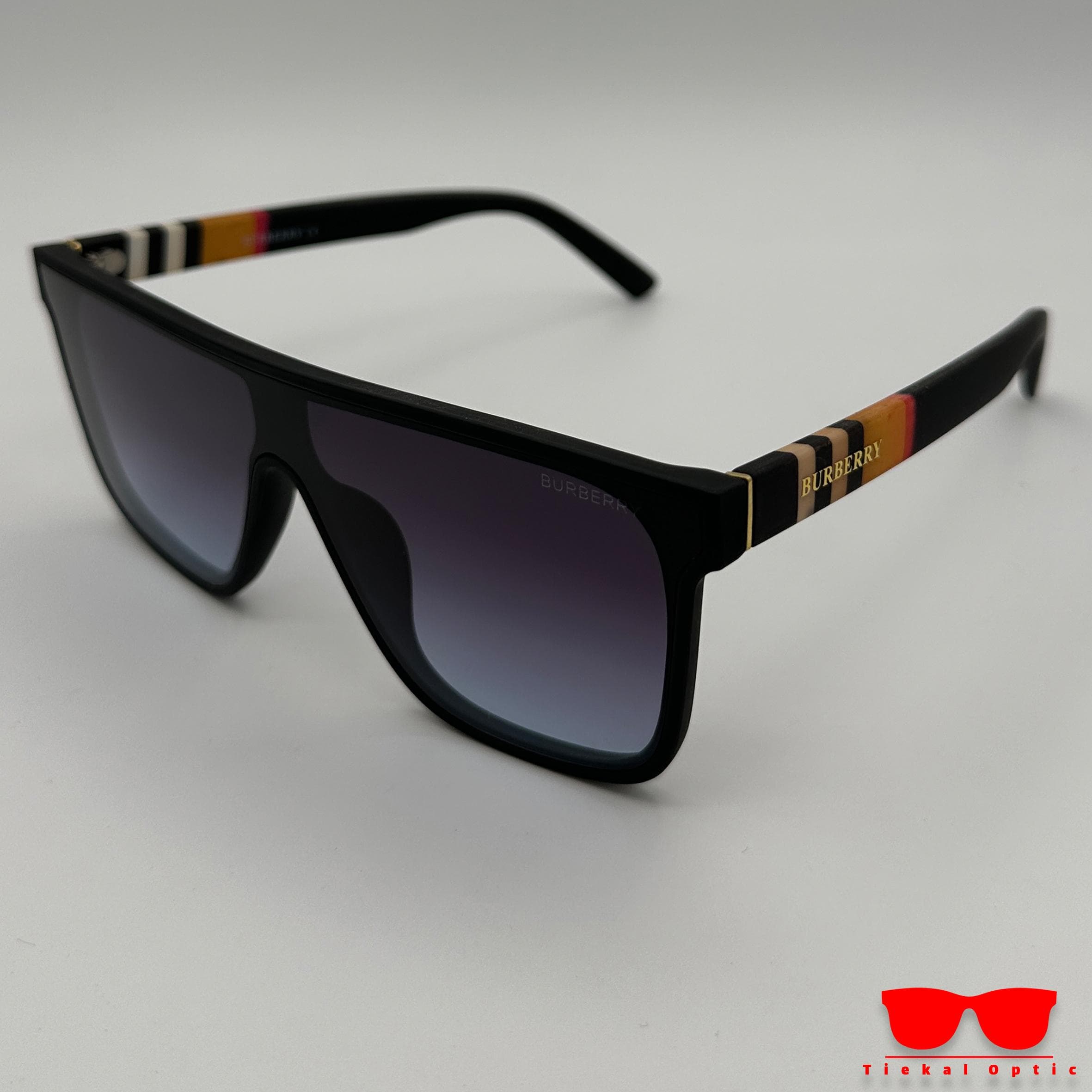 عینک آفتابی برند BURBERRY مدل 4239