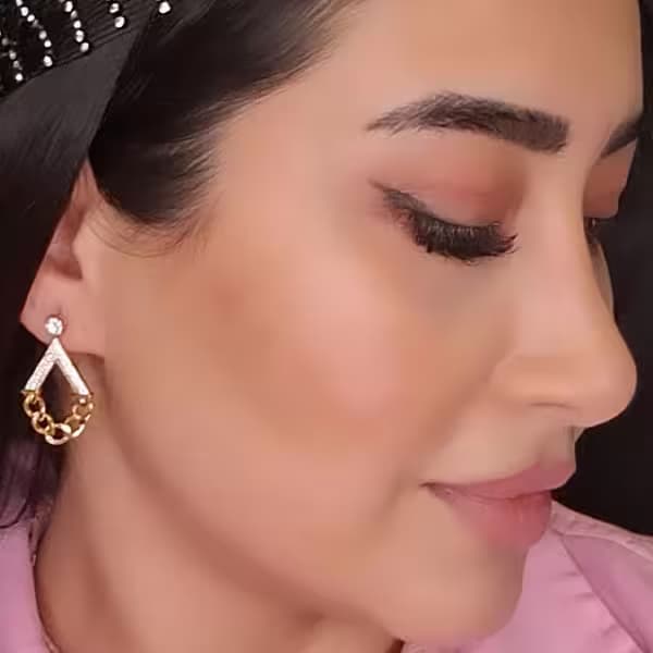 گوشواره نگین دار رنگ طلایی طرح کارتیر ژوپینگ