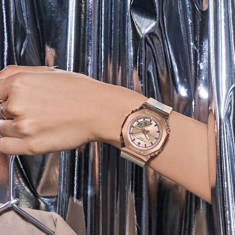 ساعت مچی زنانه کاسیو G-SHOCK مدل GM-S2110PG-4ADR — تصویر ۴