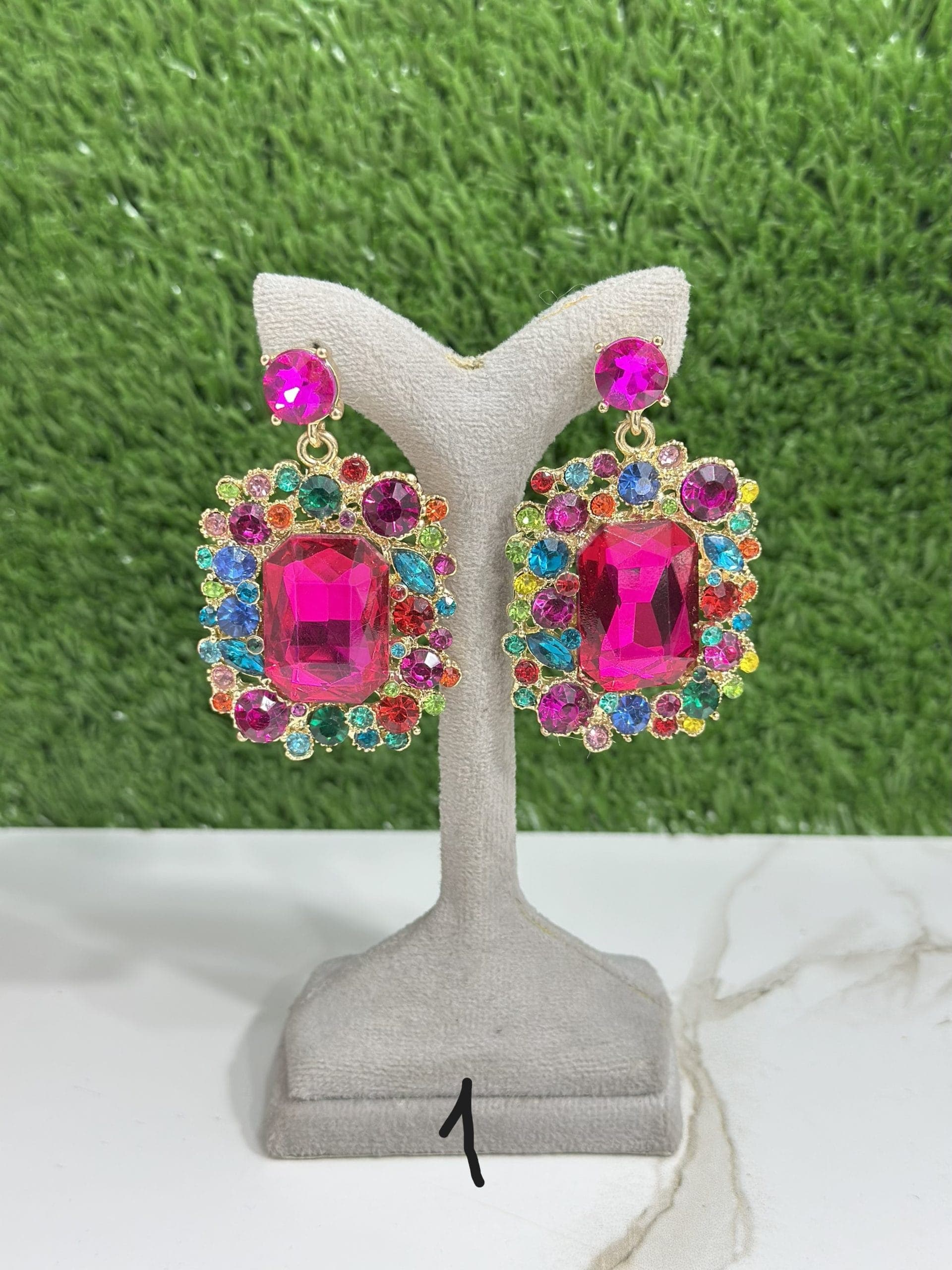 گوشواره نگینی مجلسی — تصویر ۳