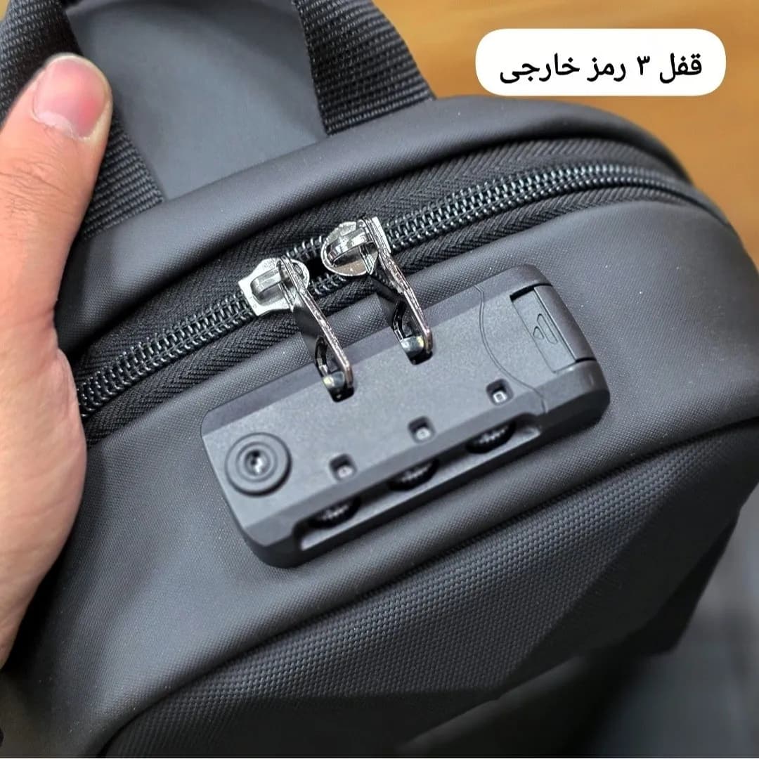 بادی بگ هاردکیس سه بعدی بنج ضد آب قفل دار چست بگ مردانه — تصویر ۶