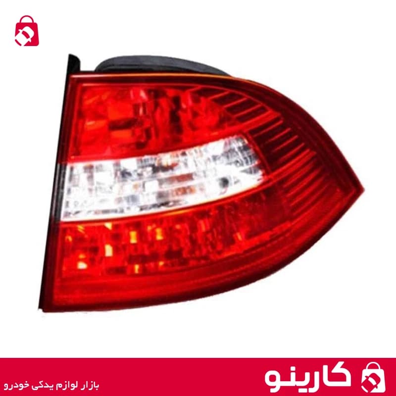 چراغ خطر عقب راست سمند SE روی گلگیر