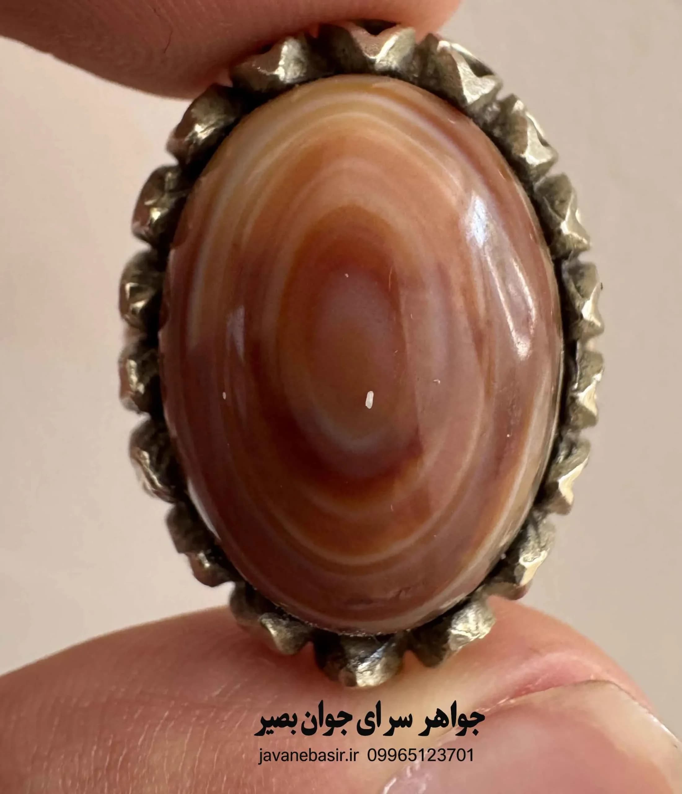 انگشتر هزار پوست سلیمانی اصل | سنگ لایهلایه کمیاب با رکاب اشکی سکهای — تصویر ۲