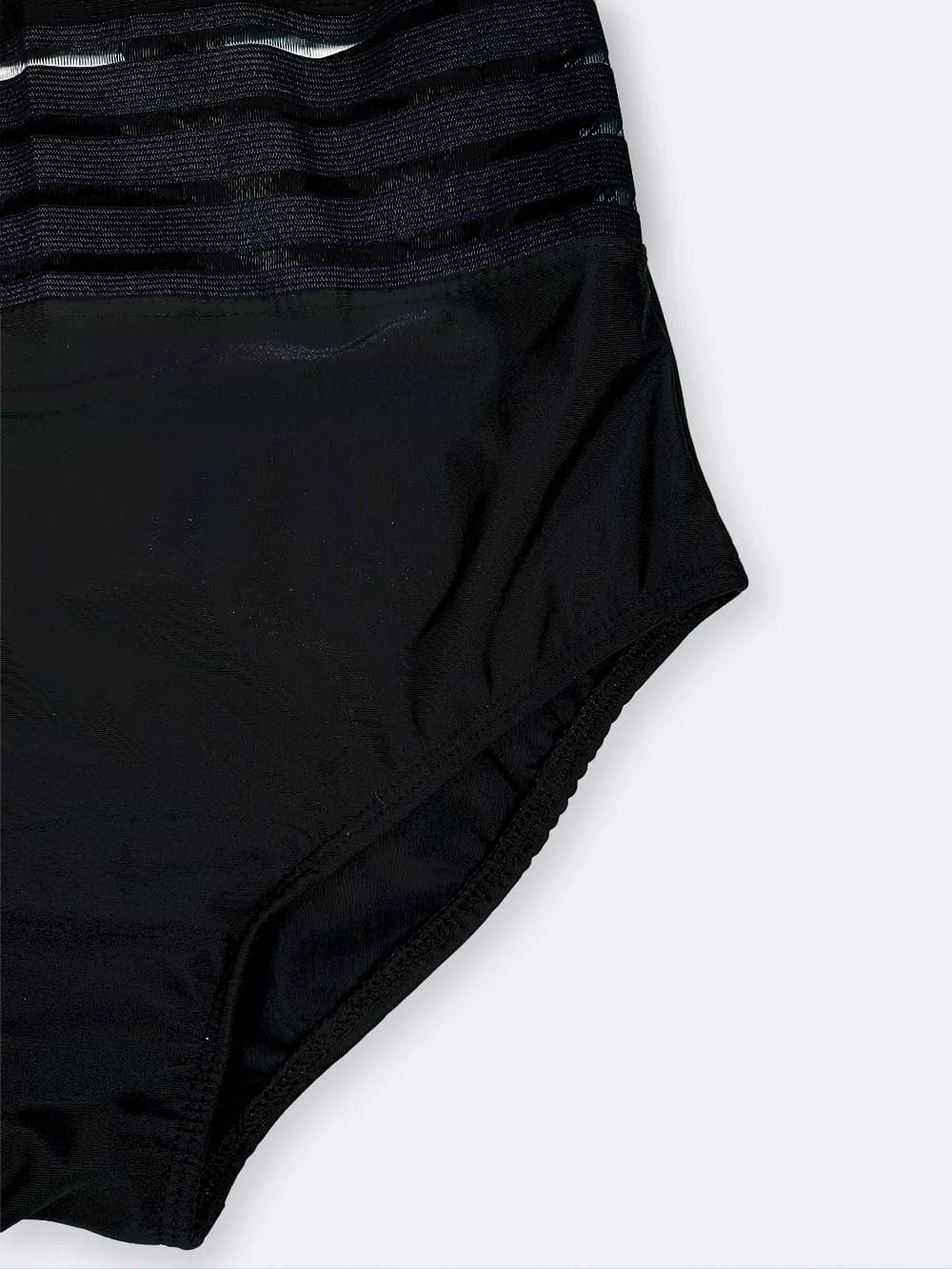 مایو زنانه اسلیپ خاص کمر شیشه ای راه راه مشکی رنگ اسپیدو ( Speedo ) کاپ دار — تصویر ۷