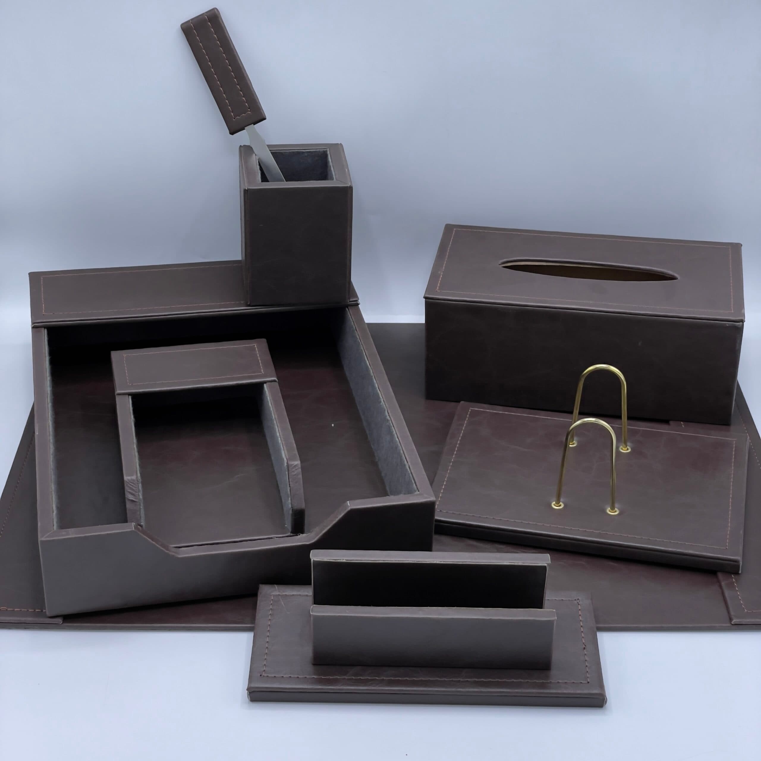 سرویس رومیزی چرمی 8 تکه باجای دستمال کاغذی – کد 408