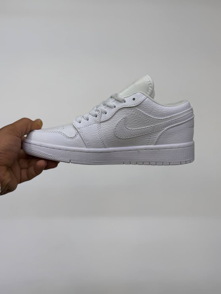 کتونی دخترانه و پسرانه نایکی جردن وان nike Jordan one — تصویر ۲