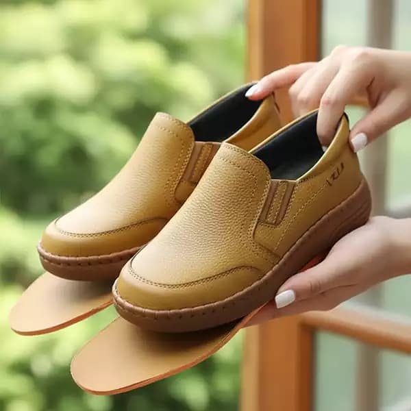 کفش طبی زنانه مدل سیمرغ (کرم)