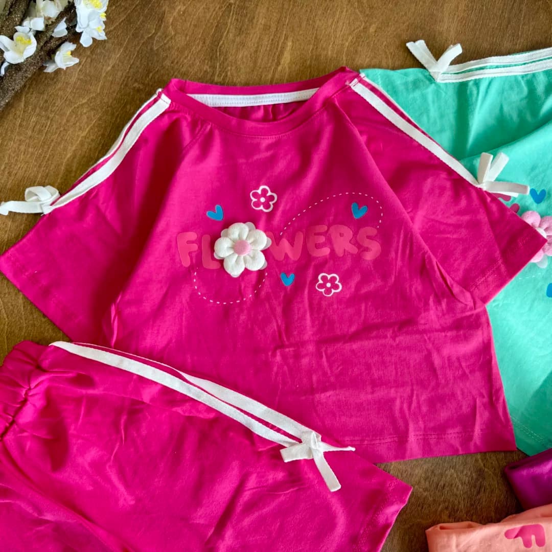 کراپ رگلان و شلوارک نواردار گل برجسته Flowers (ایراددار) کد 6114-1 — تصویر ۳