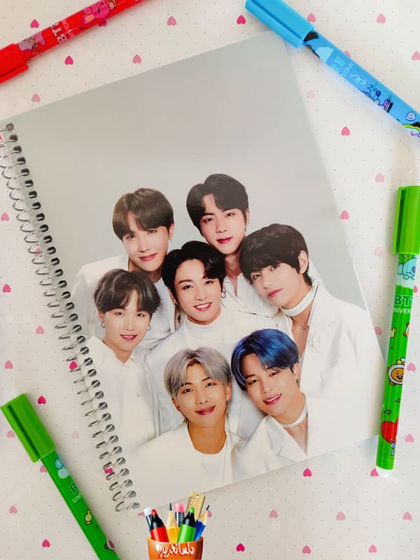 دفتر نقاشی طرح بی تی اس BTS مدل Dynamite