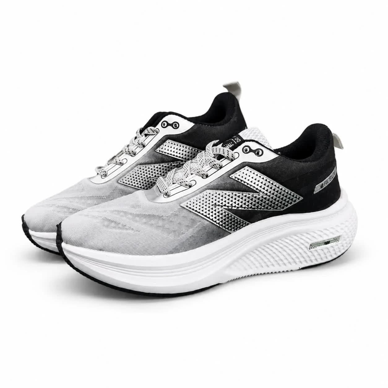 کتونی مردانه مدل رانینگ نیوبالانس طوسی مشکی New BALANCE — تصویر ۳