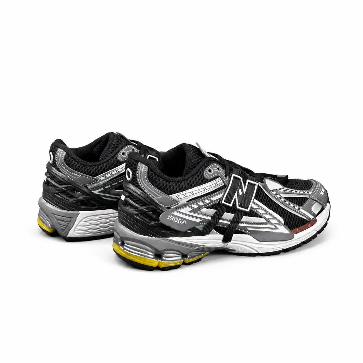 کتونی مردانه مدل رانینگ نیوبالانس طوسی مشکی New BALANCE — تصویر ۴