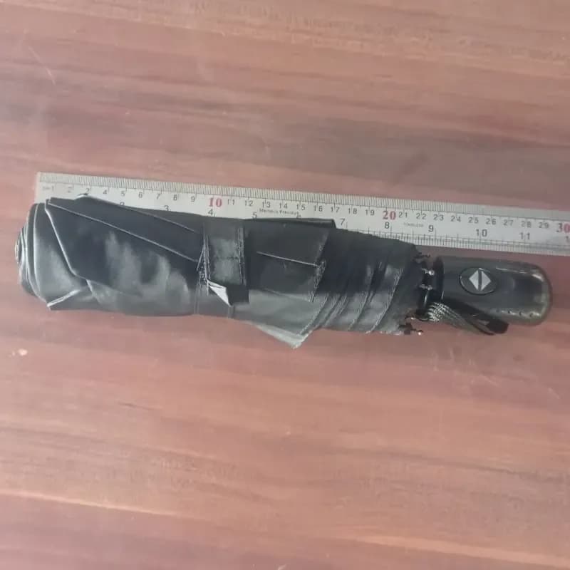 چتر تاشو جیبی اتوماتیک مردانه زنانه ضد باد 8 فنر با کاور — تصویر ۴