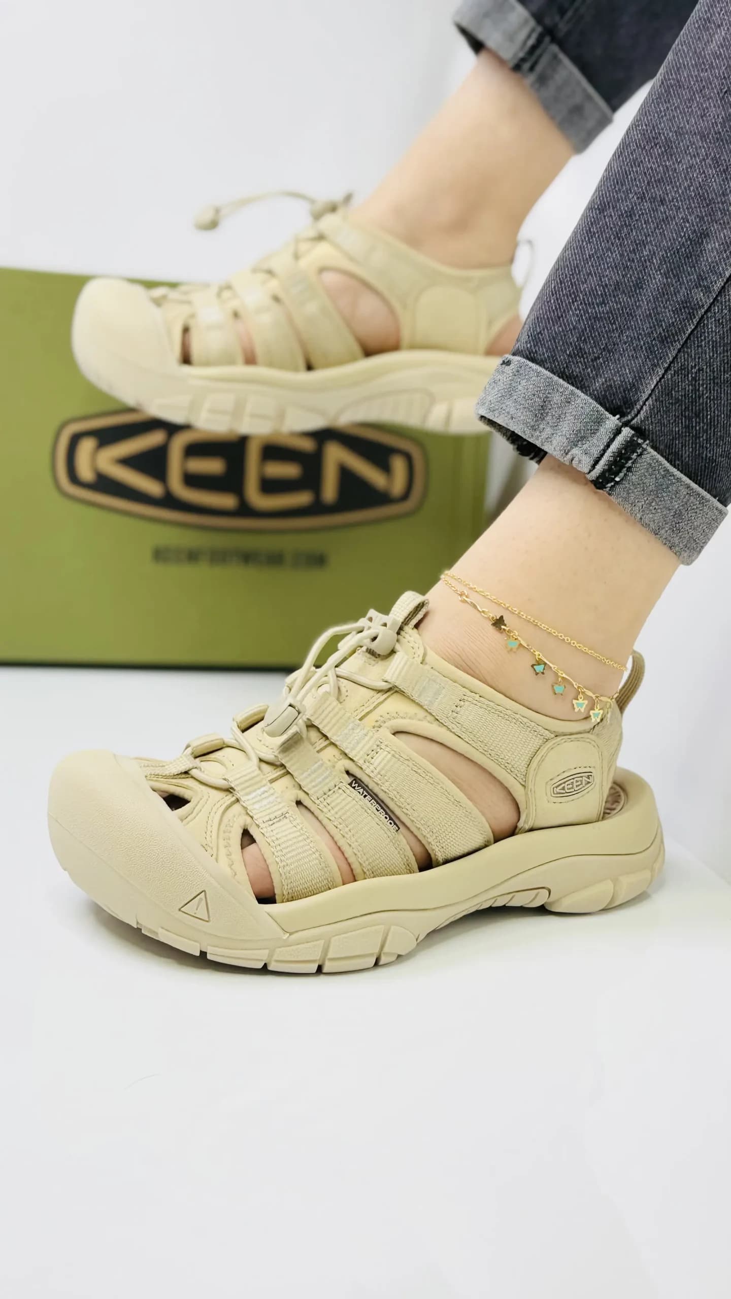 صندل آبنوردی زنانه کین خاکی Keen Women’s Khaki Diving Sandals — تصویر ۶
