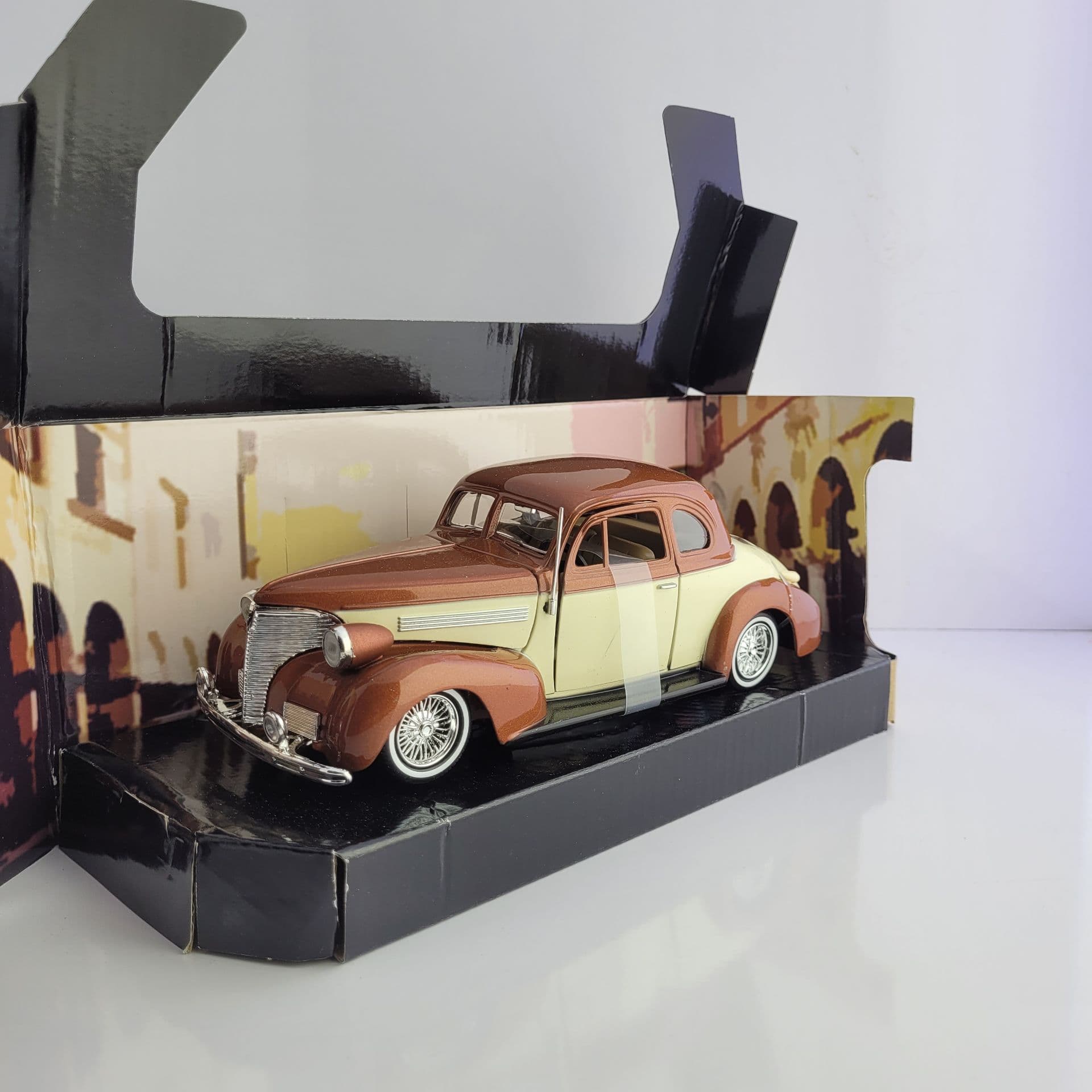 ماکت ماشین موتور مکس مدل Chevrolet Coupe 1939 کد 79028