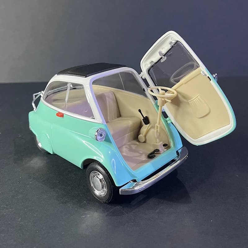 ماکت ماشین ولی BMW Isetta کد 24096W – مقیاس 1:18 — تصویر ۷