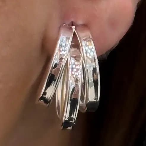 گوشواره زنانه و دخترانه آبکاری نقره طرح سه حلقه ای ضد حساسیت و رنگ ثابت کد agy