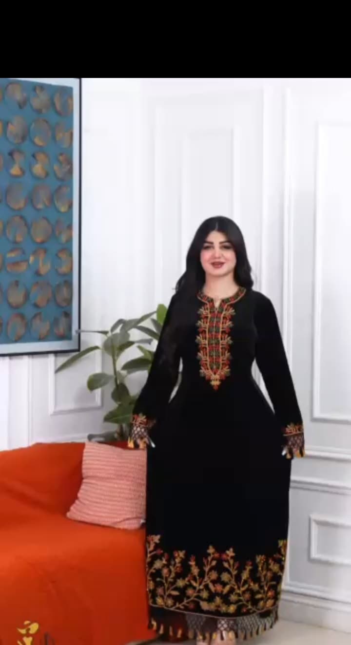 ماکسی مخمل وارداتی،ماکسی گلدوزی شده و نگینکاری