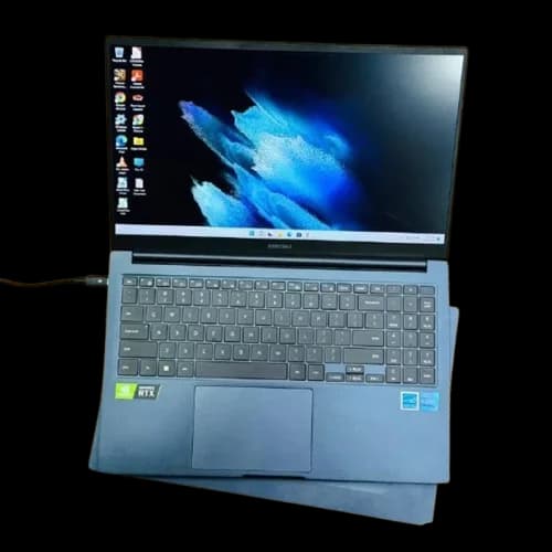 لپ تاپ استوک گیمینگ سامسونگ 760XDA مدل i7 11600H 16GB 1TB SSD 4GB RTX 3050TI 15’6 FHD — تصویر ۲