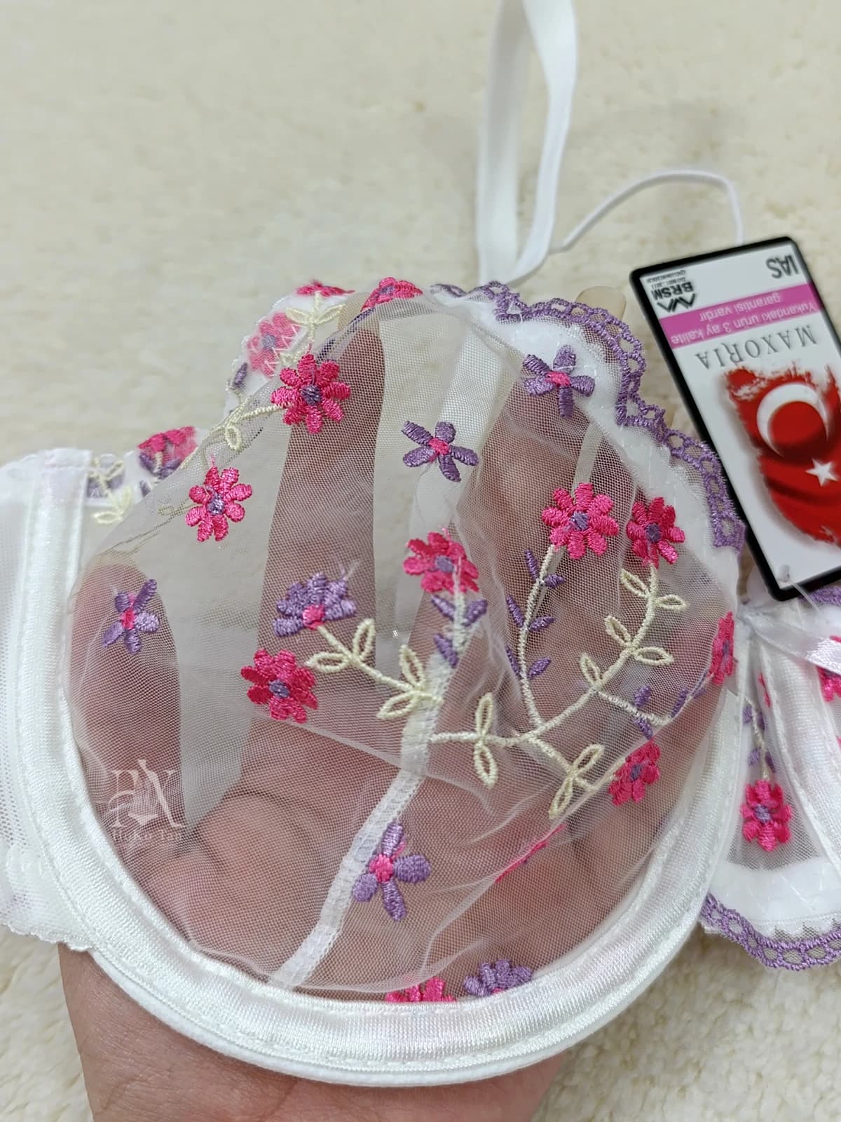ست شورت و سوتین عروس گل برجسته فانتزی کد 0055 — تصویر ۷