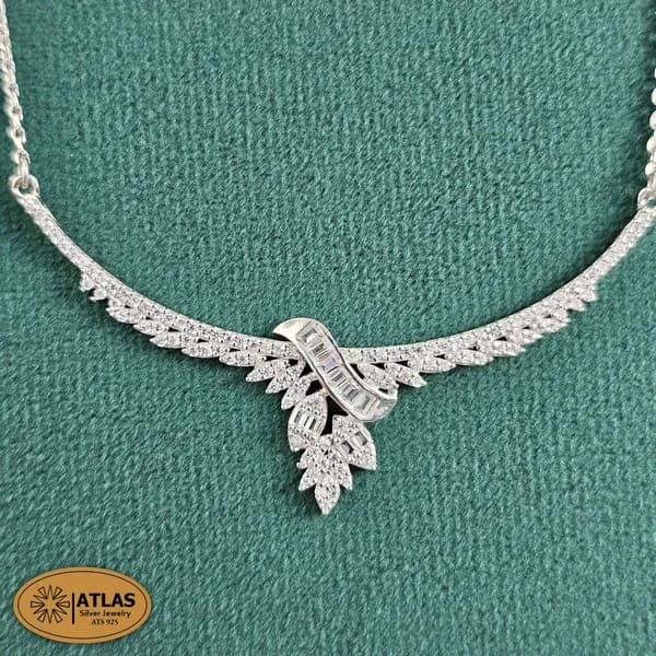 سرویس نقره زنانه میکرو با نگین های برلیان 14.2 گرمی نقره اصل 925 — تصویر ۴