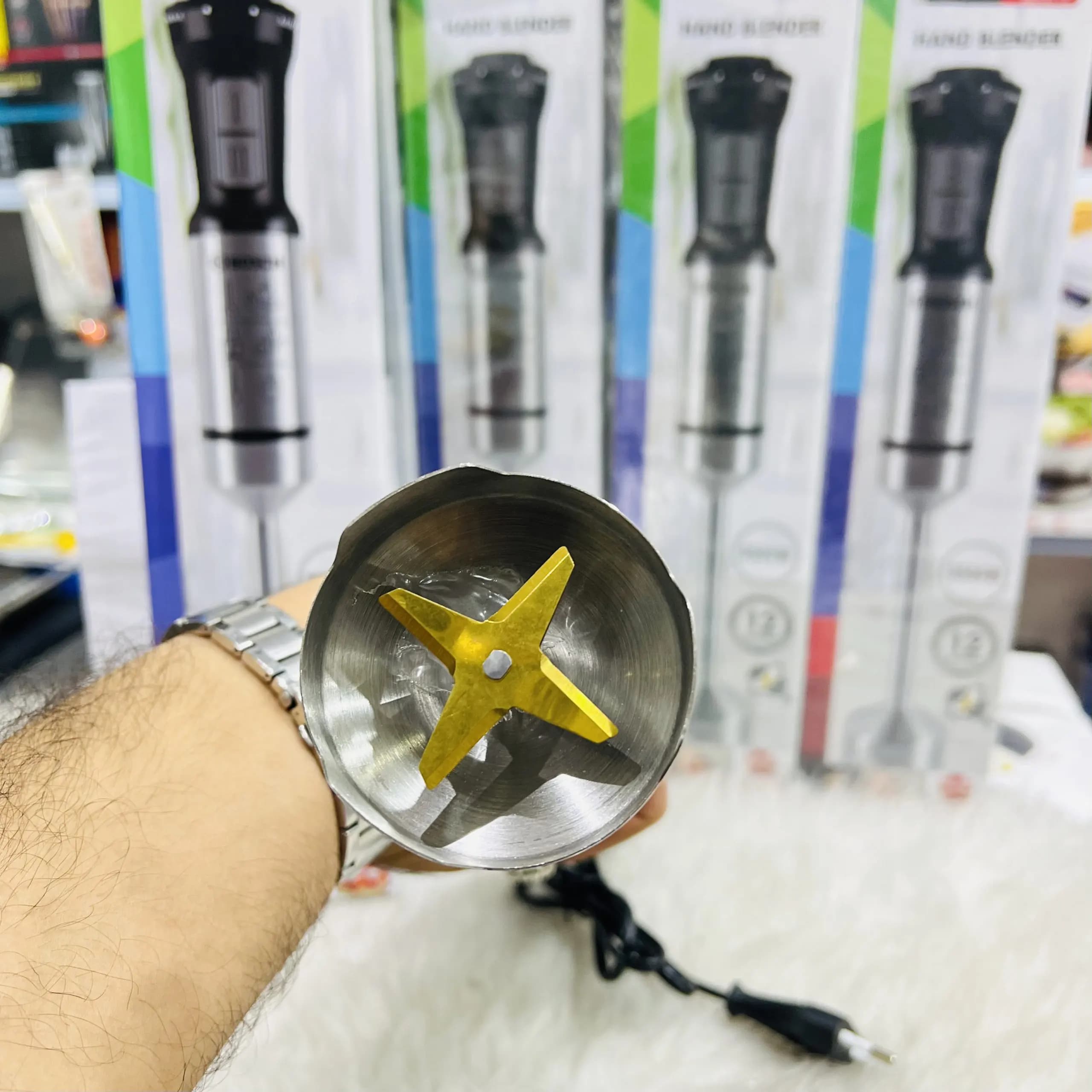 گوشت کوب برقی تک کاره بوش مدل MH-4772 — تصویر ۳