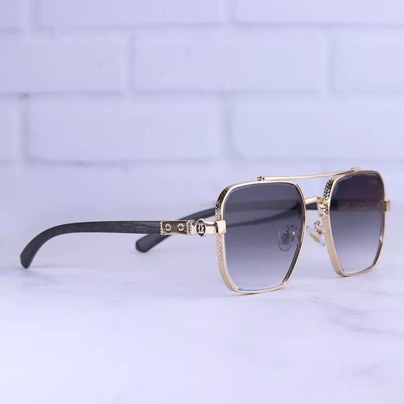 عینک آفتابی مردانه کارتیر فریم مربع دسته چوبی 2A770/2 — تصویر ۵
