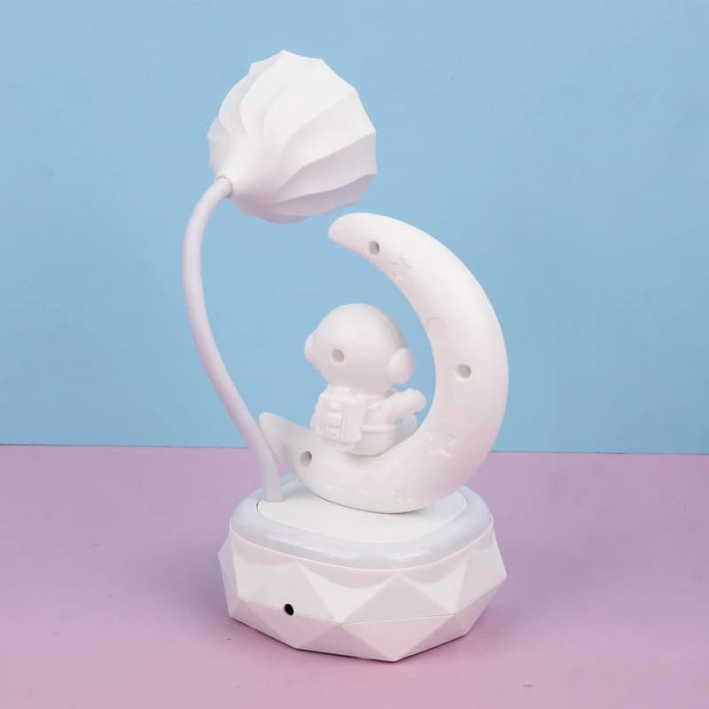 چراغ مطالعه فانتزی شارژی طرح فضایی Cosmic Man Led Table Lamp — تصویر ۵