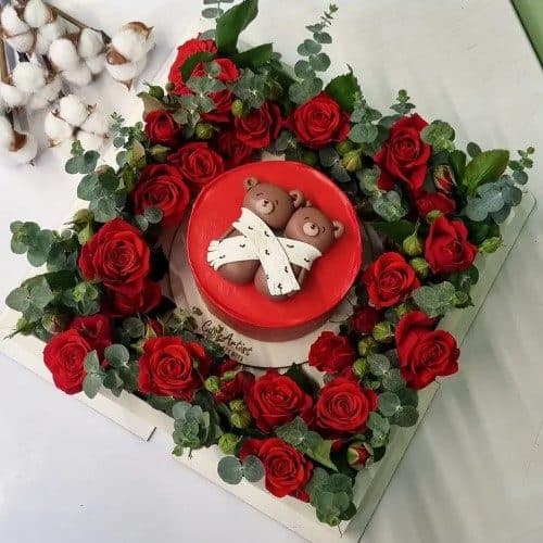باکس گل و کیک تبریک تولد 4 سالگی دخترم