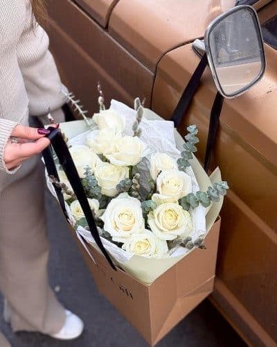 سفارش گل روز مهندس با طراحی رسمی چگونه است؟