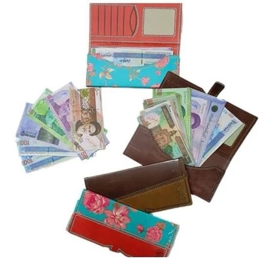 3 کتاب چیه چیه تو خونه،زرنگ تر از جیش و پی پی و 14 مهارت زندگی + هدیه — تصویر ۳