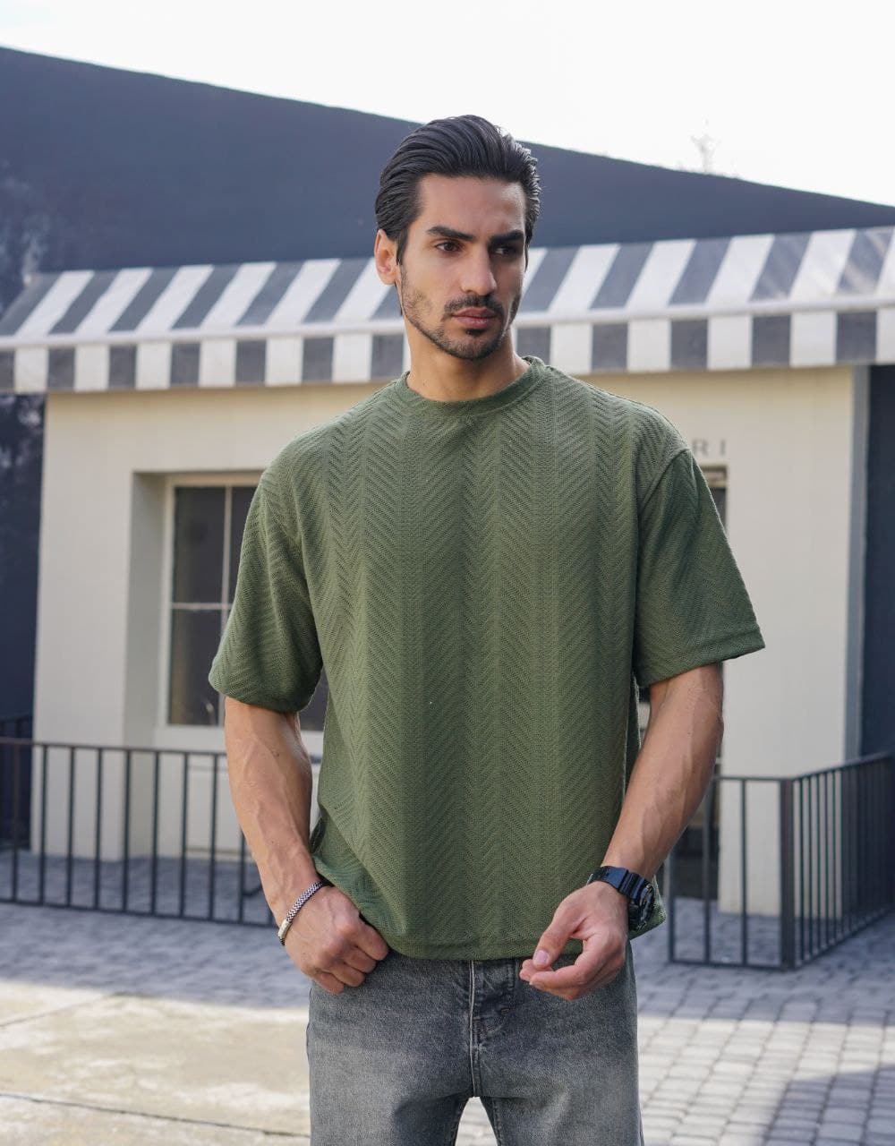 عمده تیشرت یقه گرد (طرح کاج) کد ۲۱۰۸