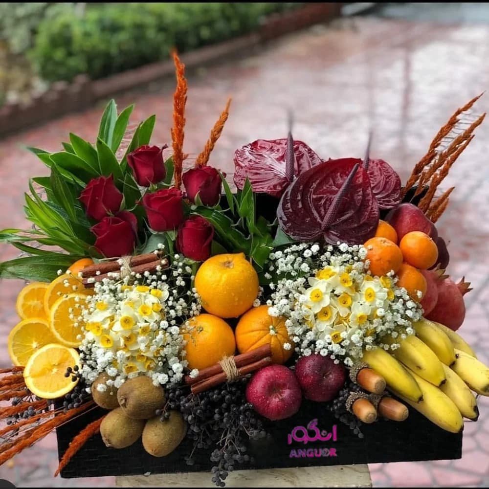 باکس گل مخصوص یلدا — تصویر ۲