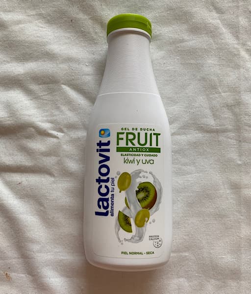 شامپو بدن لاکتویت میوه ای اLactovit Lactovit Fruit Antiox Kiwi a hrozny Shower Geحجم 600میل