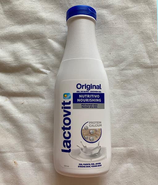 شامپو بدن لاکتویت مدل اورجینال Lactovit original Shower Gel حجم 600میل — تصویر ۲