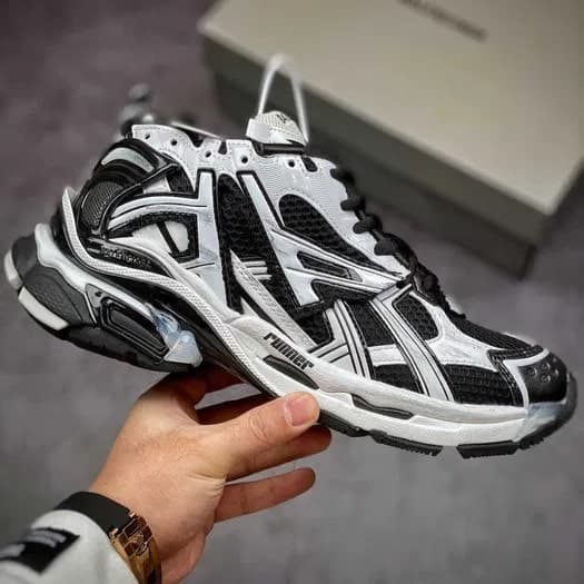 بالنسیاگا رانر سفید مشکی Balenciaga Runner White Black White
