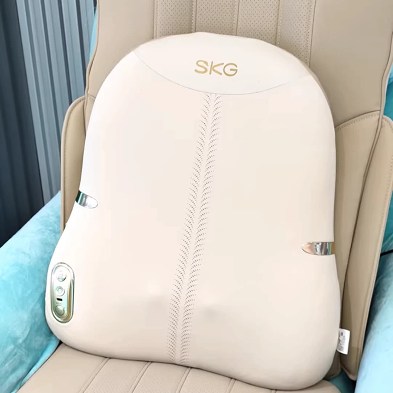 ماساژور برقی کمر اس کا جی SKG مدل T7 نسخه دوم قابل شارژ — تصویر ۳