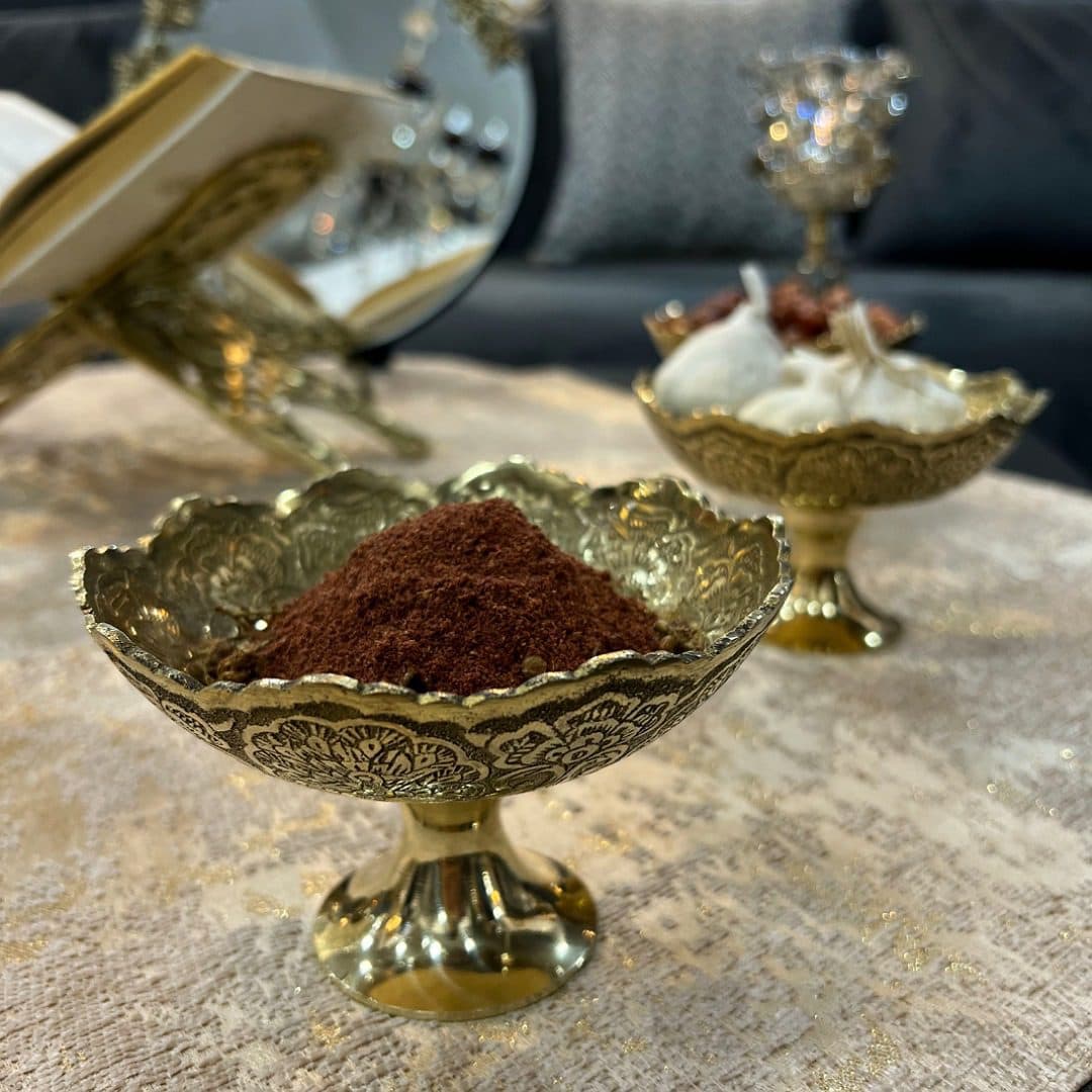 ست شش عددی کاسه برنزی پایه دار همراه با آینه و شمعدان طرح۴ — تصویر ۳