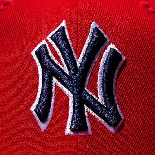 کلاه کپ (لبه دار) نیو ارا New Era مدل New York Yankees 9FORTY Adjustable قرمز — تصویر ۳