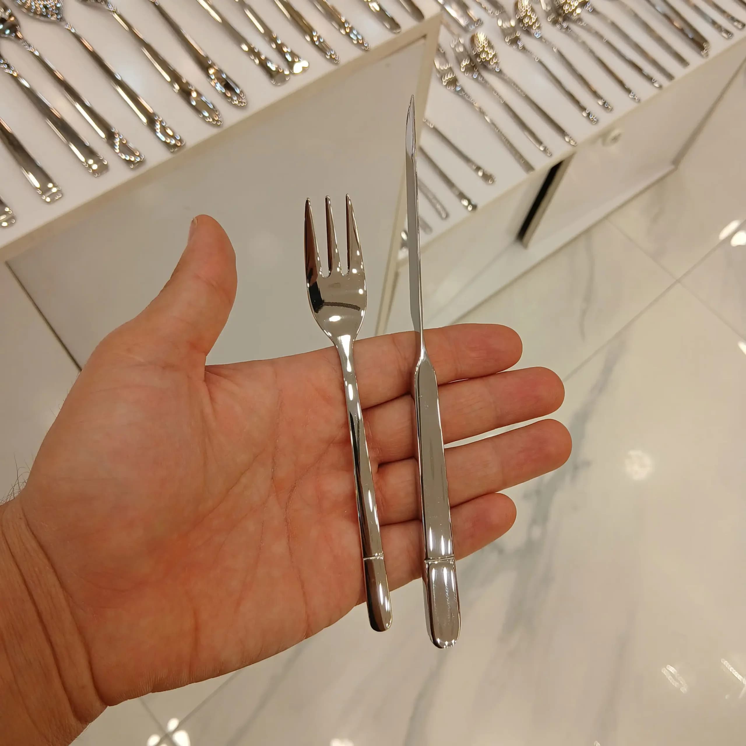 کارد و چنگال میوه خوری 12 پارچه رولنزا مدل B34 — تصویر ۳