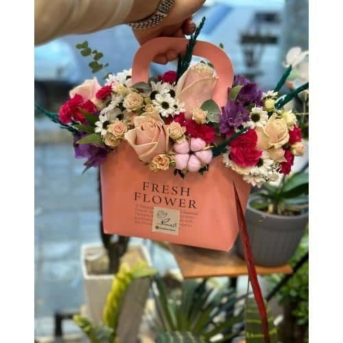 گل فروشی محدوده خیابان هوانیروز تهران t6904 — تصویر ۲